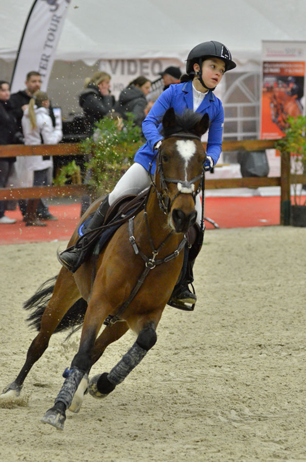 lucie-tournee-des-as-poney-macon-1